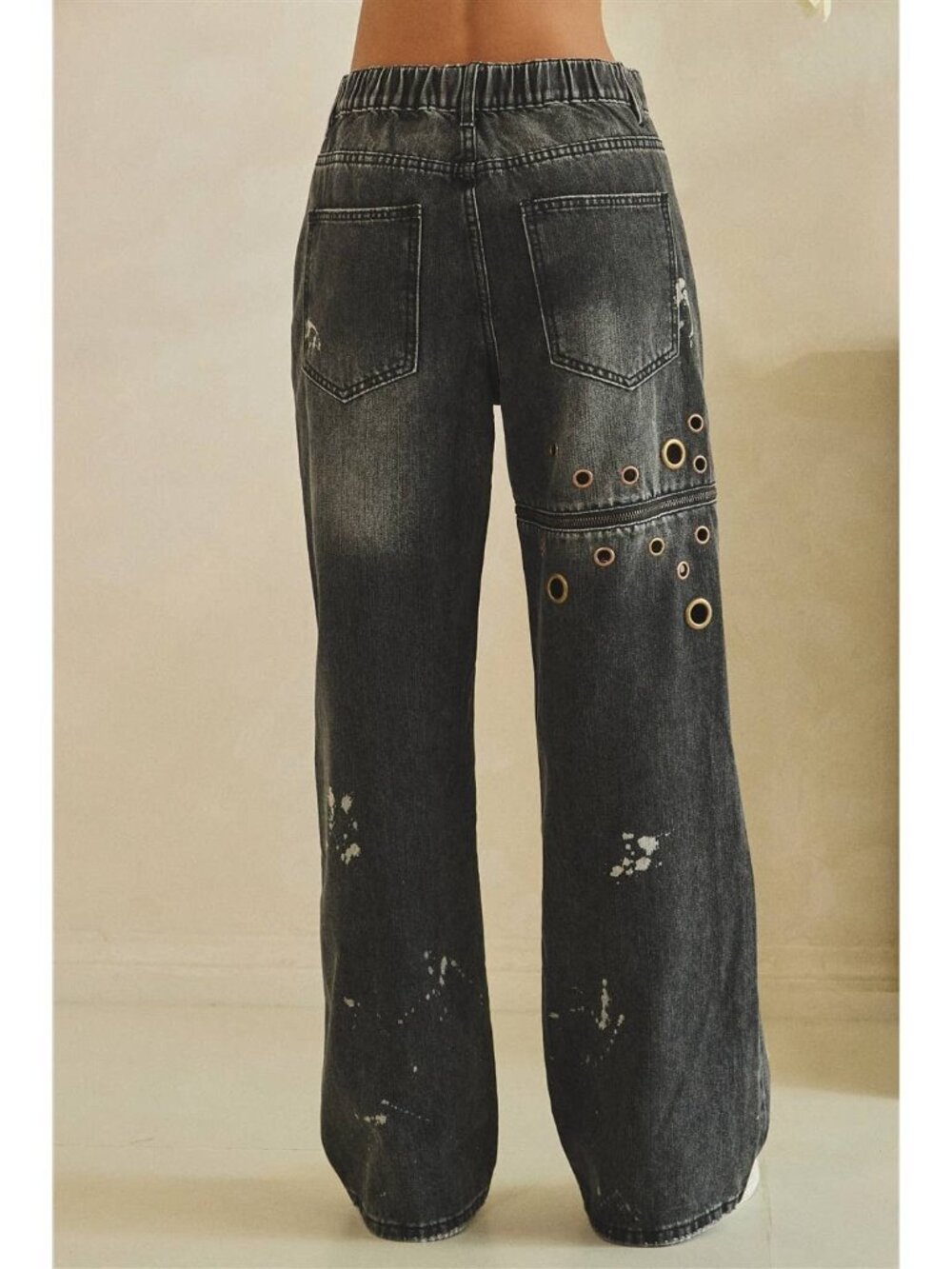 NWT Oli & Hali Black Wash Distressed Zipper Leg Jeans with Gold & Copper Grommet - Picture 13 of 14